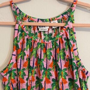 100% Linen Fun Vacation All Over Print Pink Palm Tree + Flamingo Tank, Large